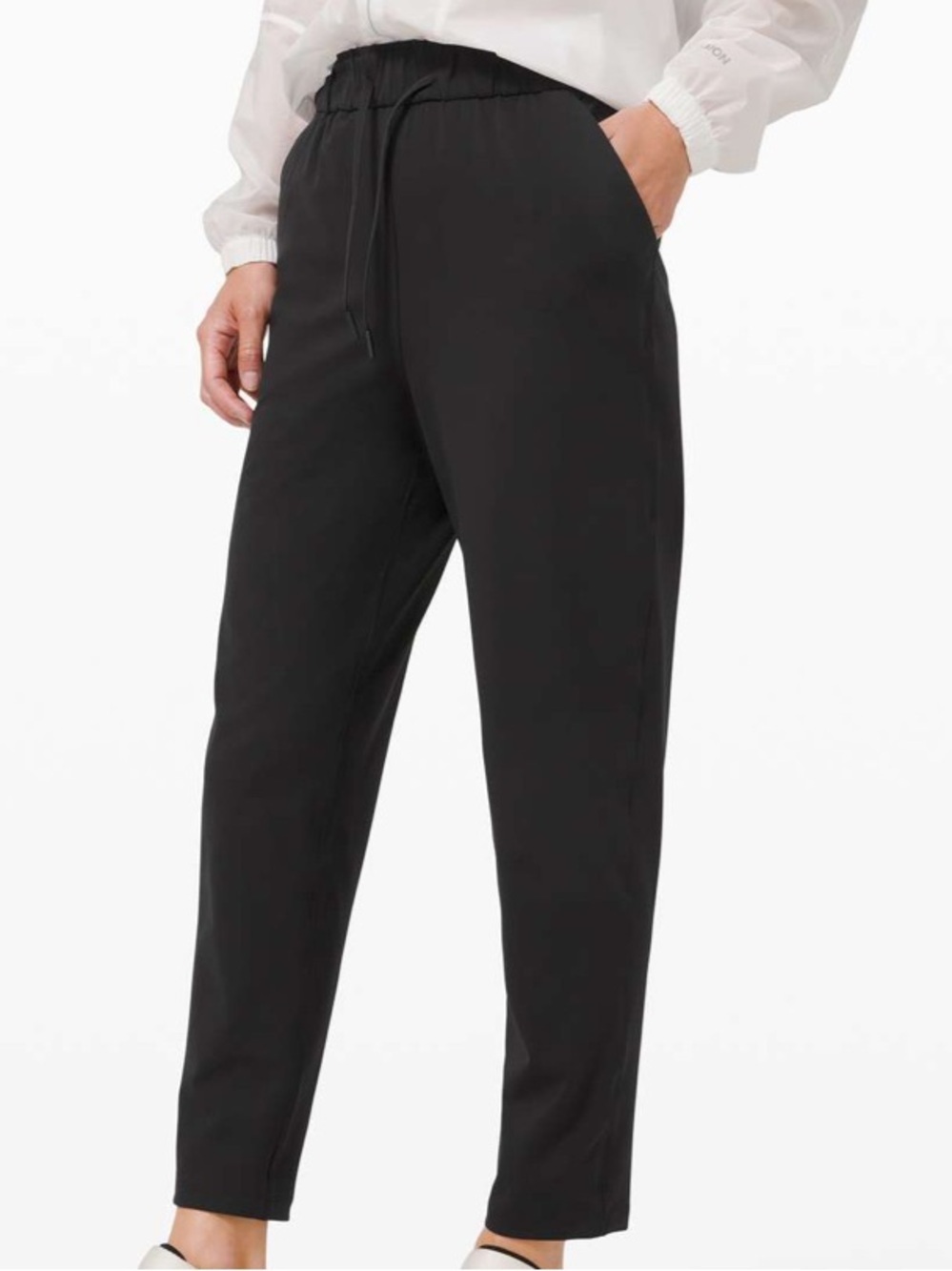 Lululemon Keep Moving Pant Women’s Size 6 Black High Rise 7/8 Tapered Travel